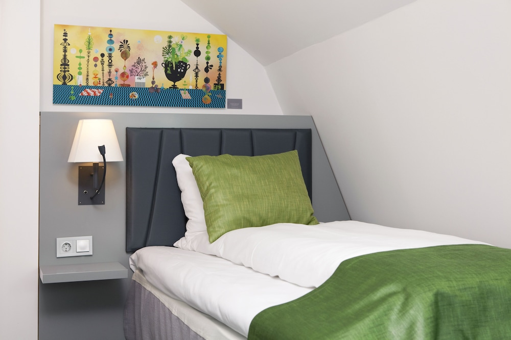 QUALITY HOTEL WATERFRONT 14/47