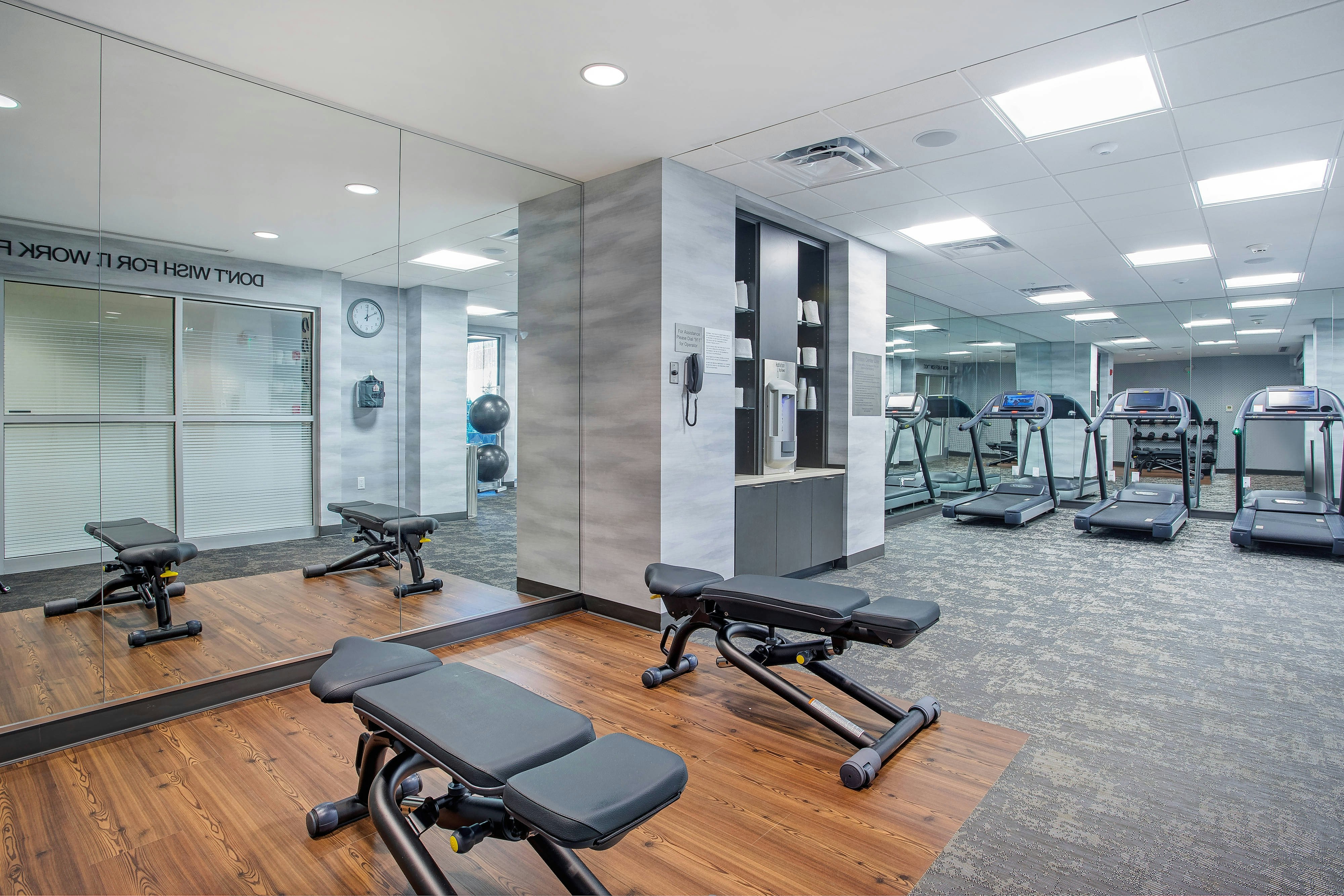 Fairfield Inn & Suites By Marriott Pigeon Forge 27/46