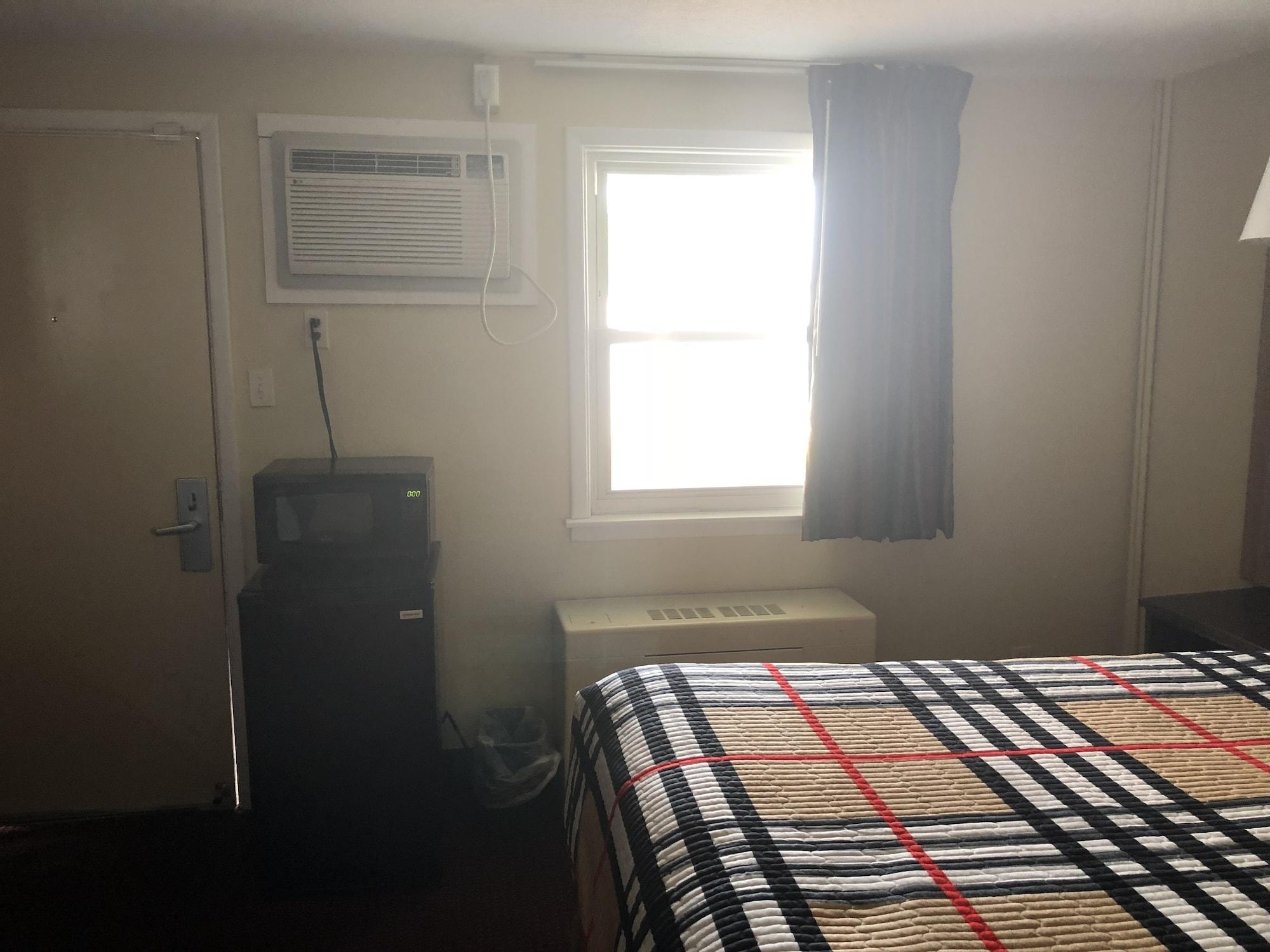 Route 62 Motel 13/19
