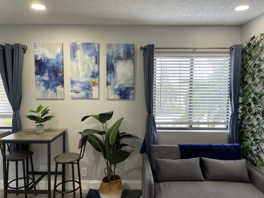 Sunny Palms Inn 20/31