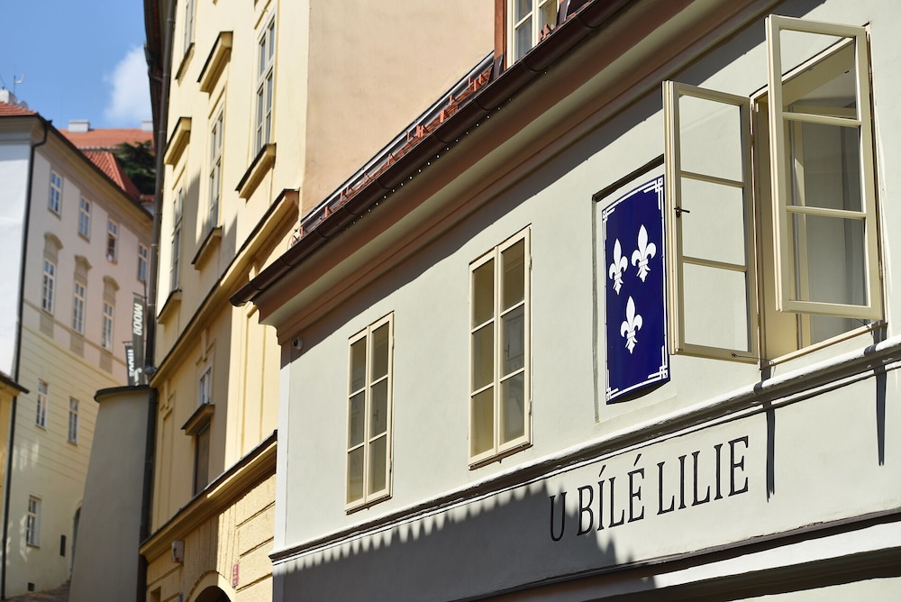 Hotel at The White Lily (Ex. U Bílé lilie) 7/50