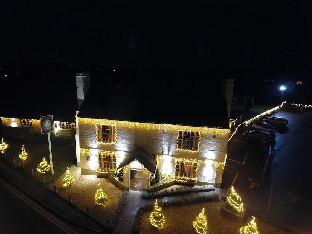 The Bell Inn 3/50