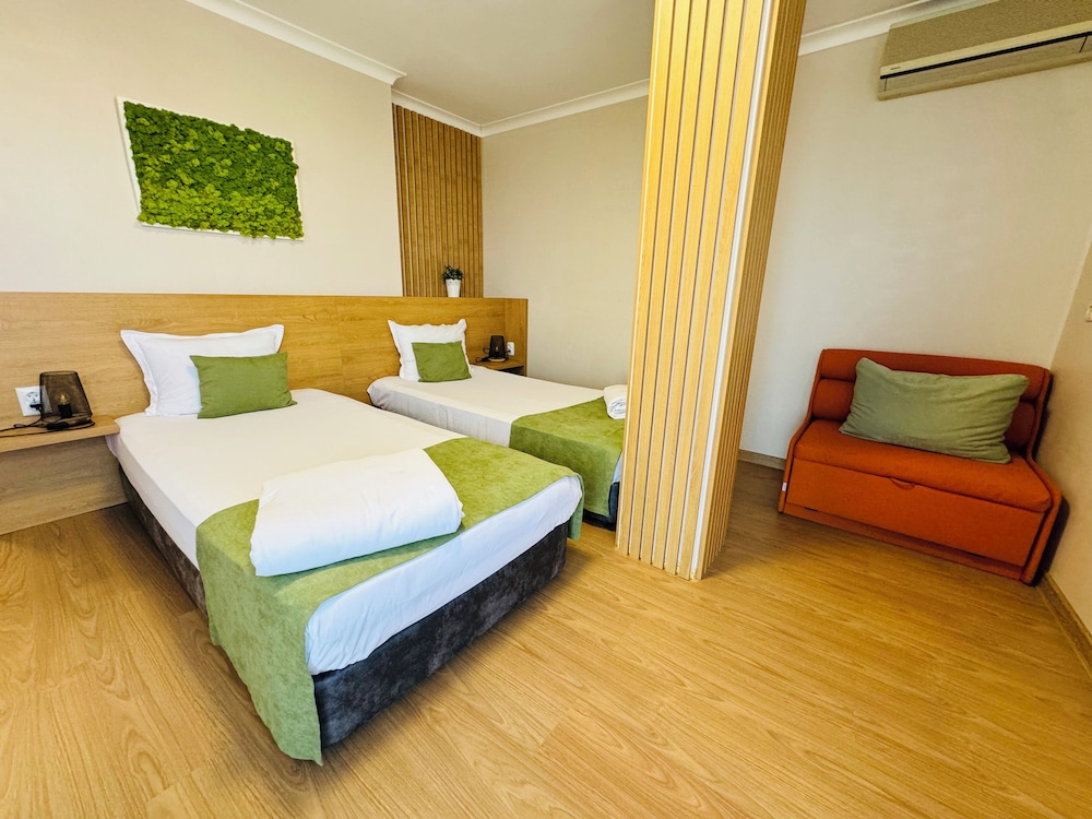 Hotel Amfora 29/69