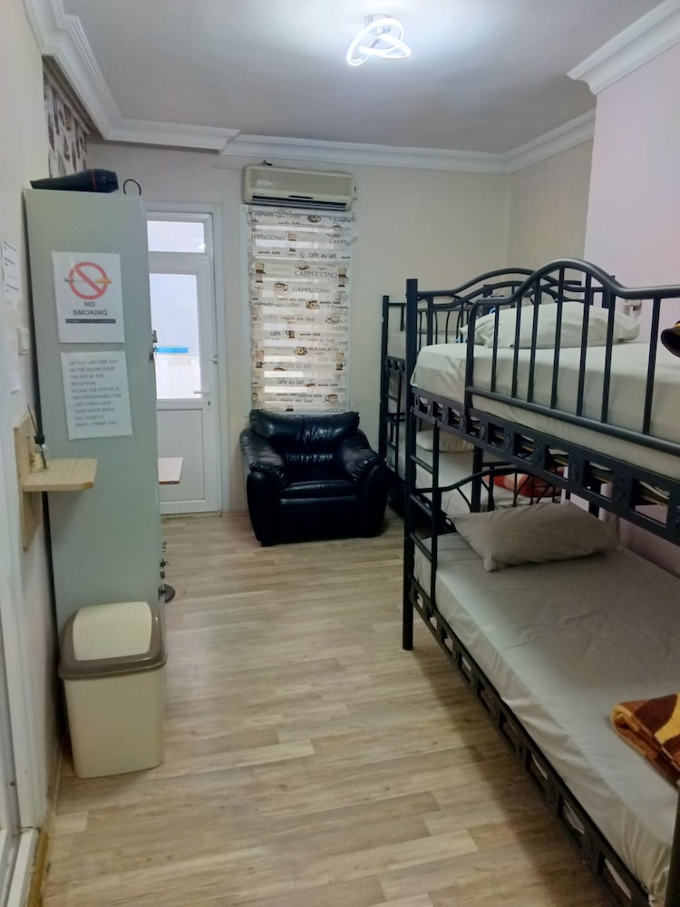 Avrasya Hostel 26/50