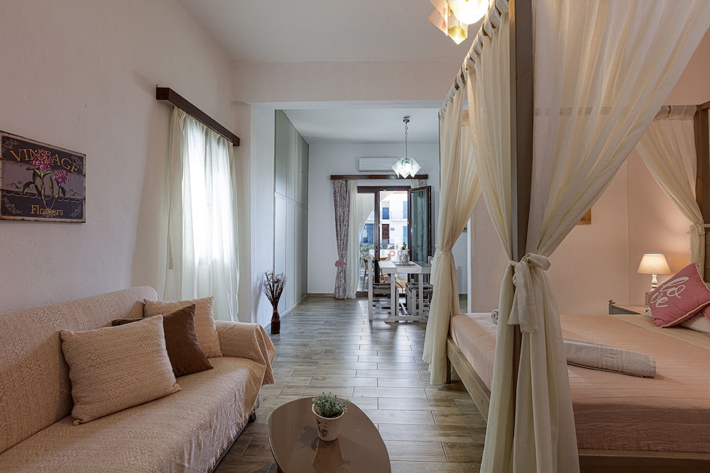 Kasteli Studios and Apartments 29/49