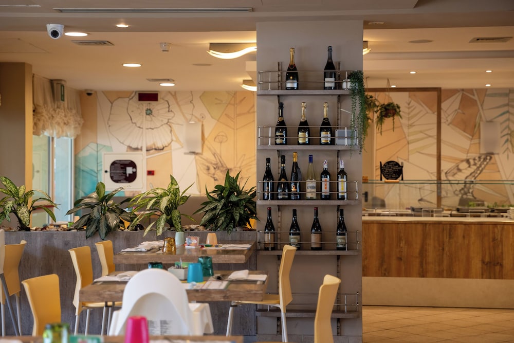 Family Hotel Pinetina Mare 26/50