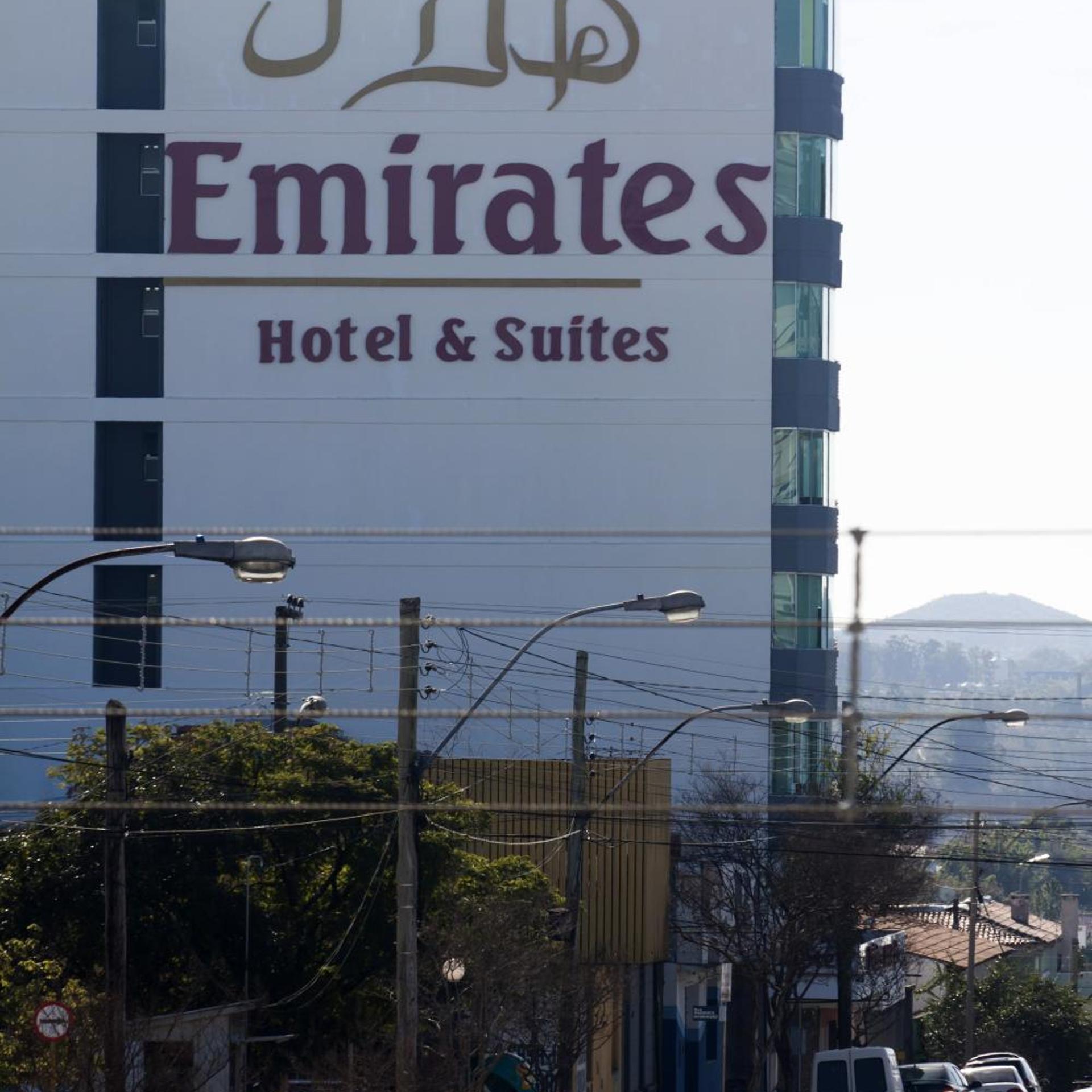 HOTEL EMIRATES 3/52