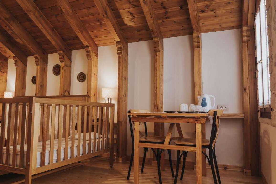 Argjiro Hotel 42/48