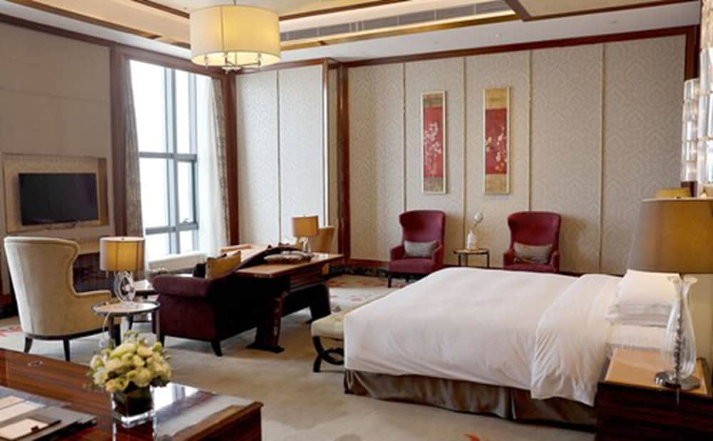 Hilton Zhongshan Downtown 22/74
