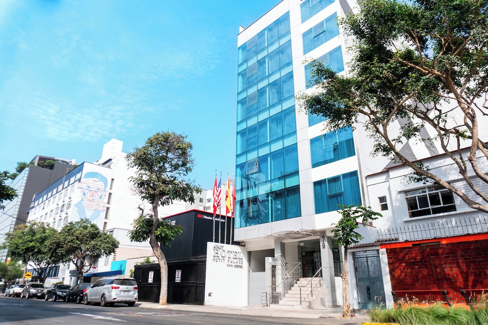 Petit Palace Apart Hotel Suites 44/50