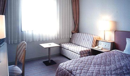 OKURA HOTEL MARUGAME 4/18