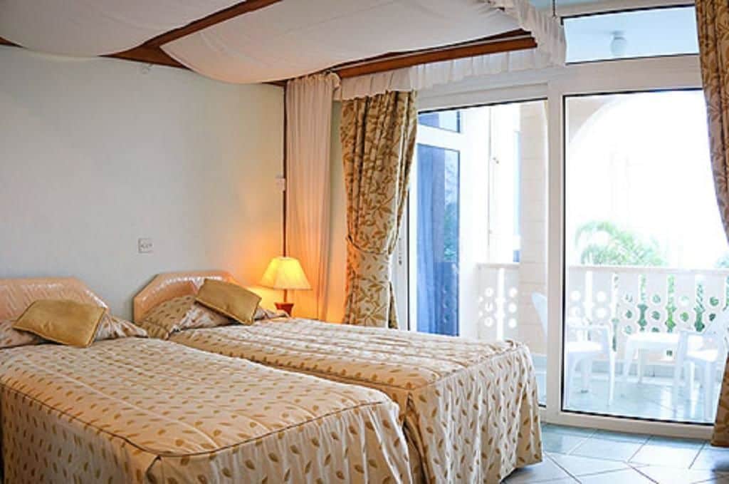 STANDARD, DOUBLE OR TWIN BED
