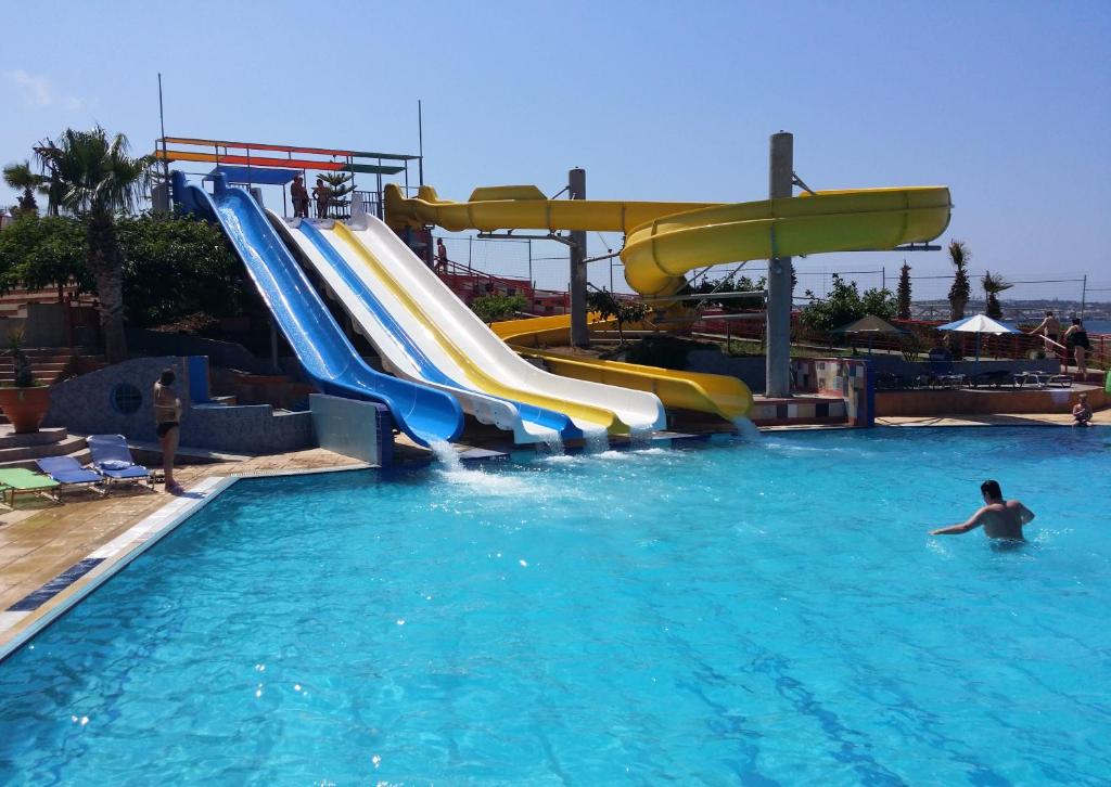 Sunbay Hotel 139/142