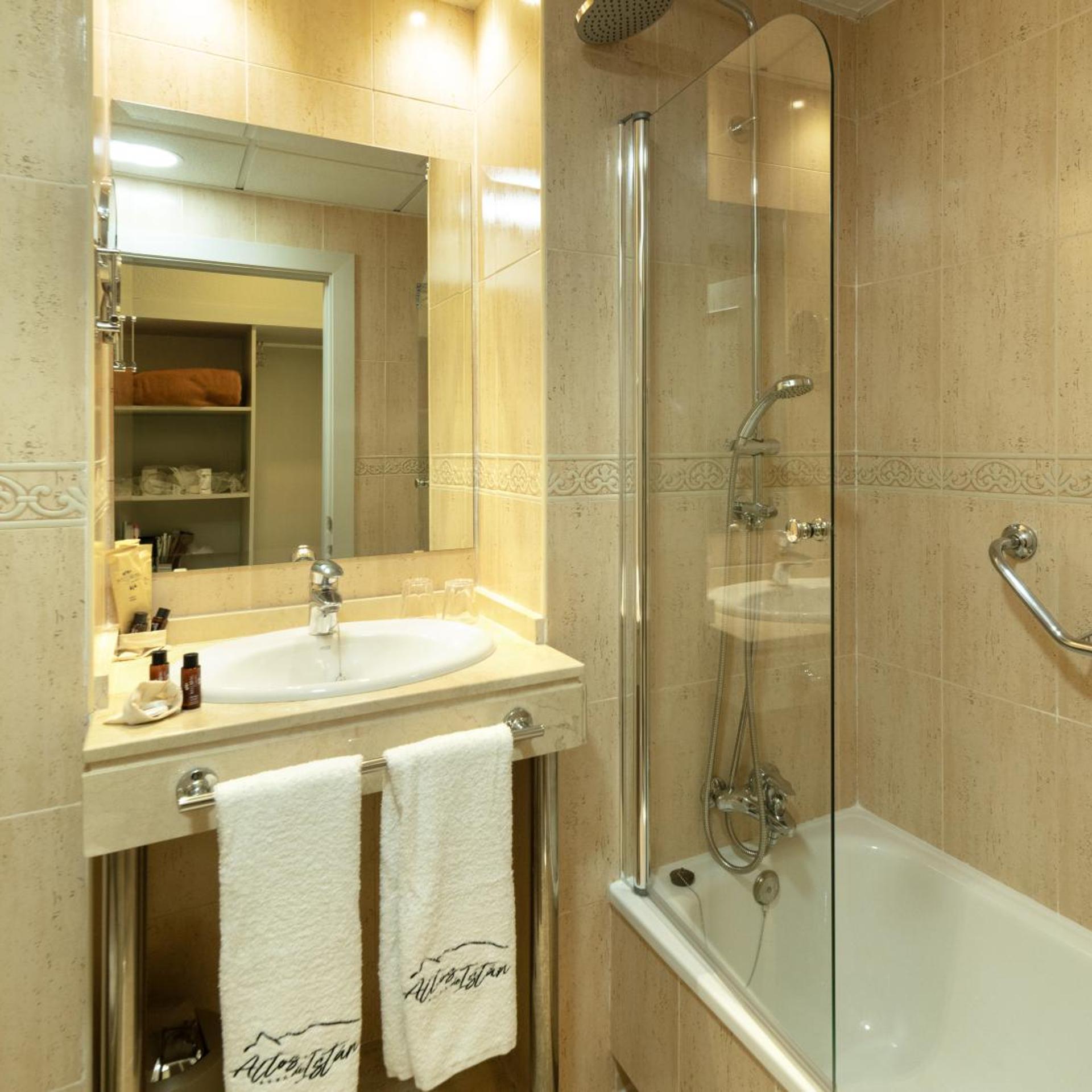 Altos De Istan Hotel 36/38