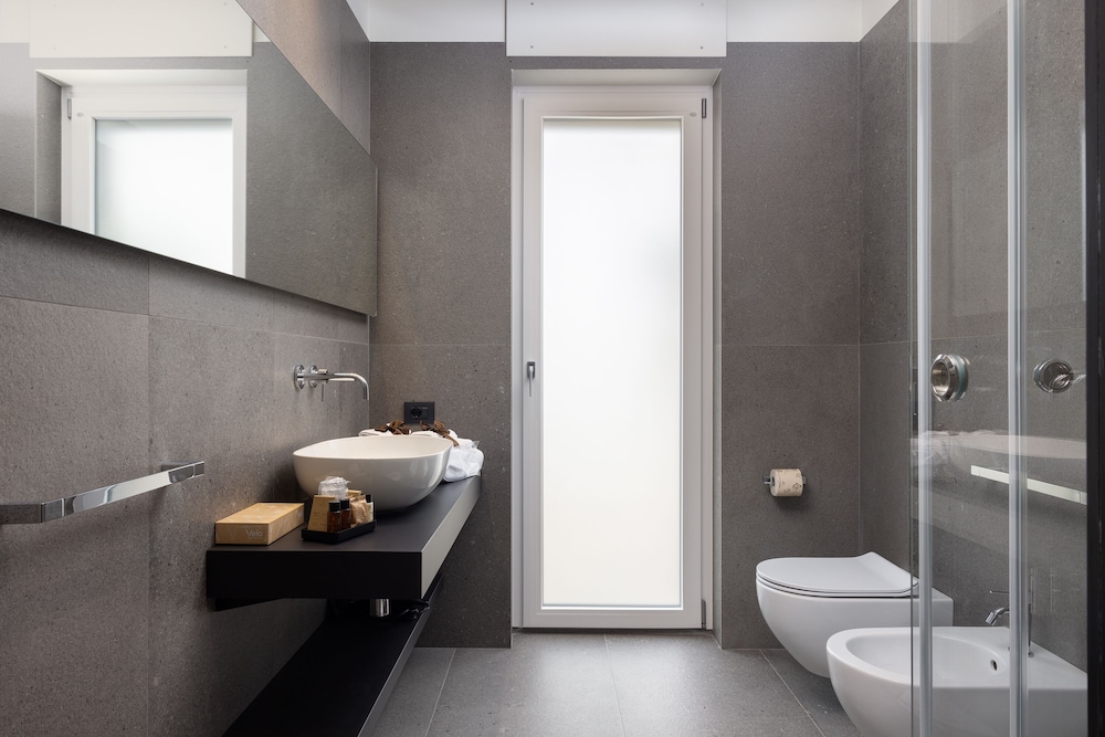B21 Hotel 30/37