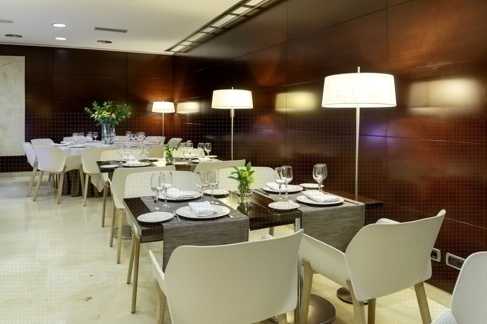 Hotel Zenit Coruna 48/66
