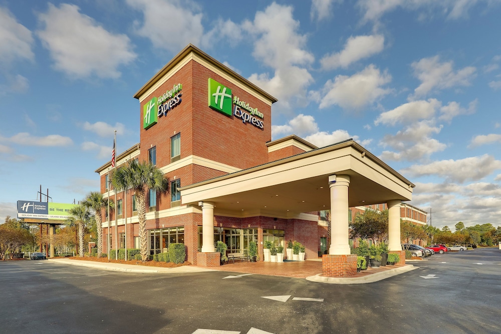 Holiday Inn Express Leland - Wilmington Area 7/71