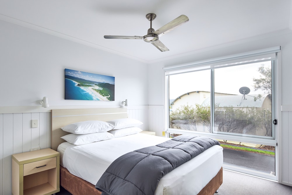 Ocean Breeze, Villa, Queen and Twin Beds, Accessible