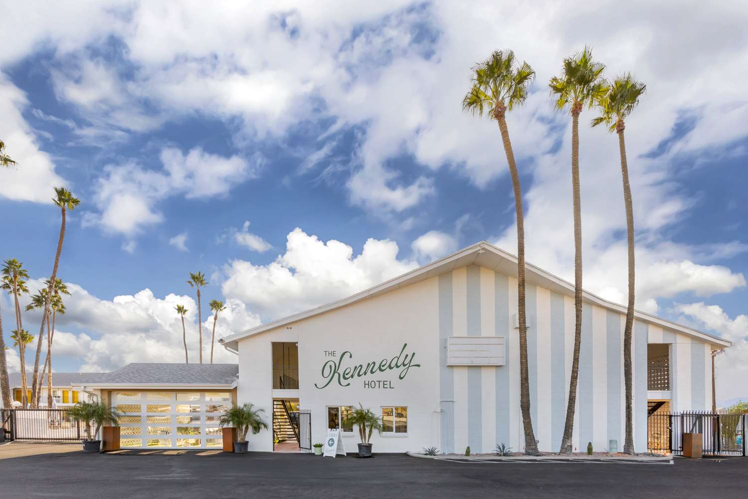 The Kennedy Tucson, SureStay Collection by Best Western 4/30