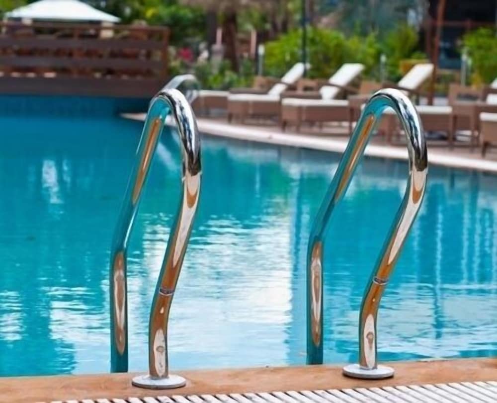Ramada by Wyndham Goa Arpora 46/50