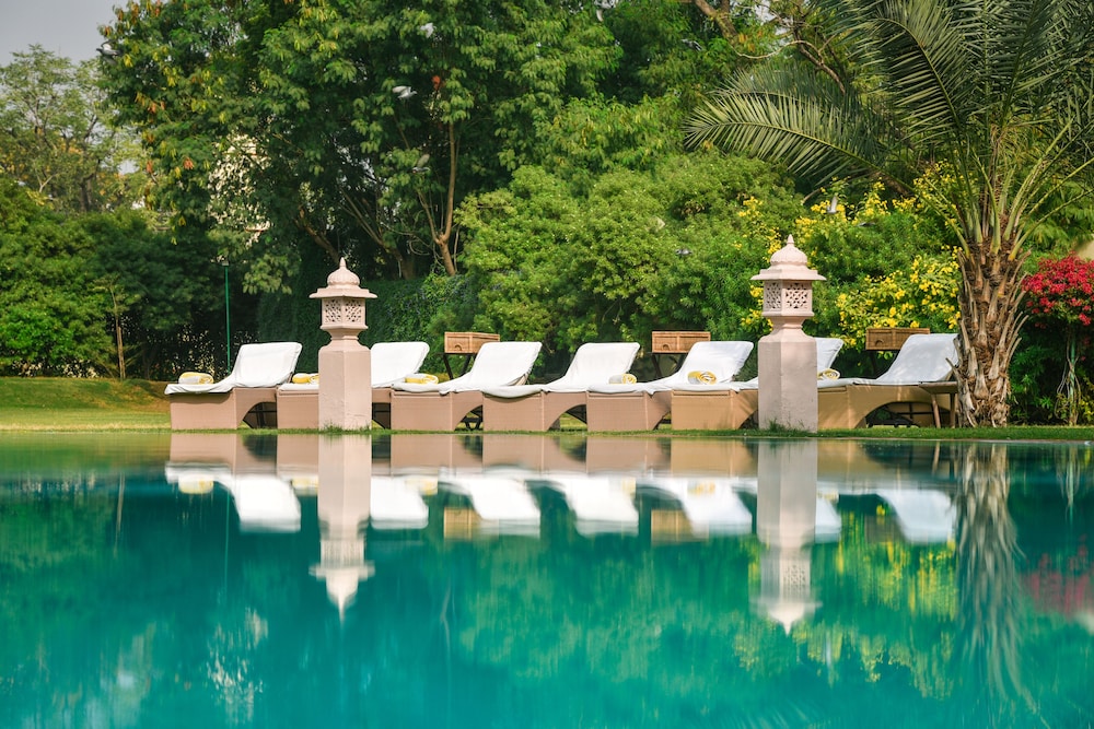 Jai Mahal Palace Jaipur 3/84