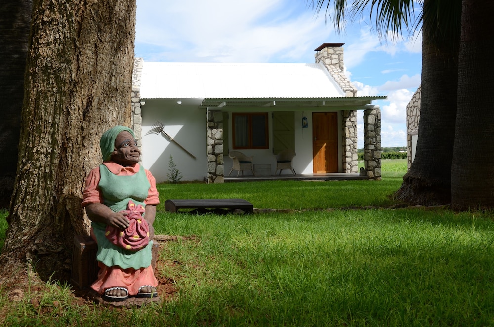 Kalahari Farmhouse 26/39