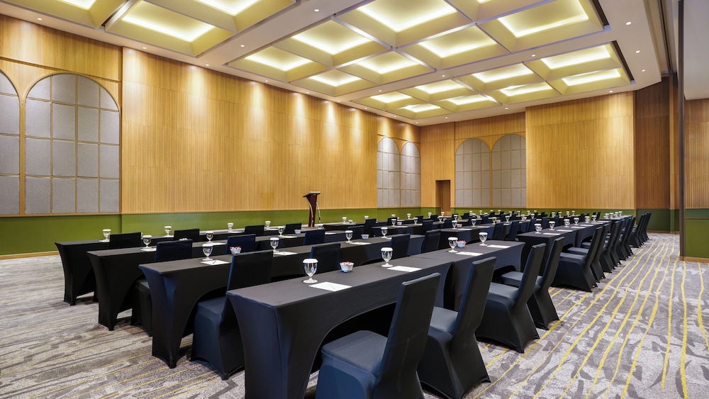 Swiss-Belinn Indramayu 69/85