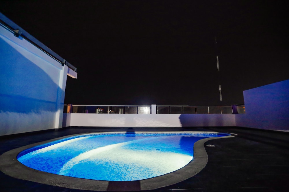 Hotel Kavia 39/41