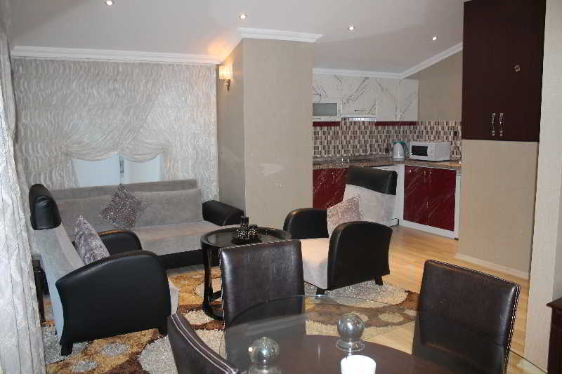 Regency World Suite 20/20