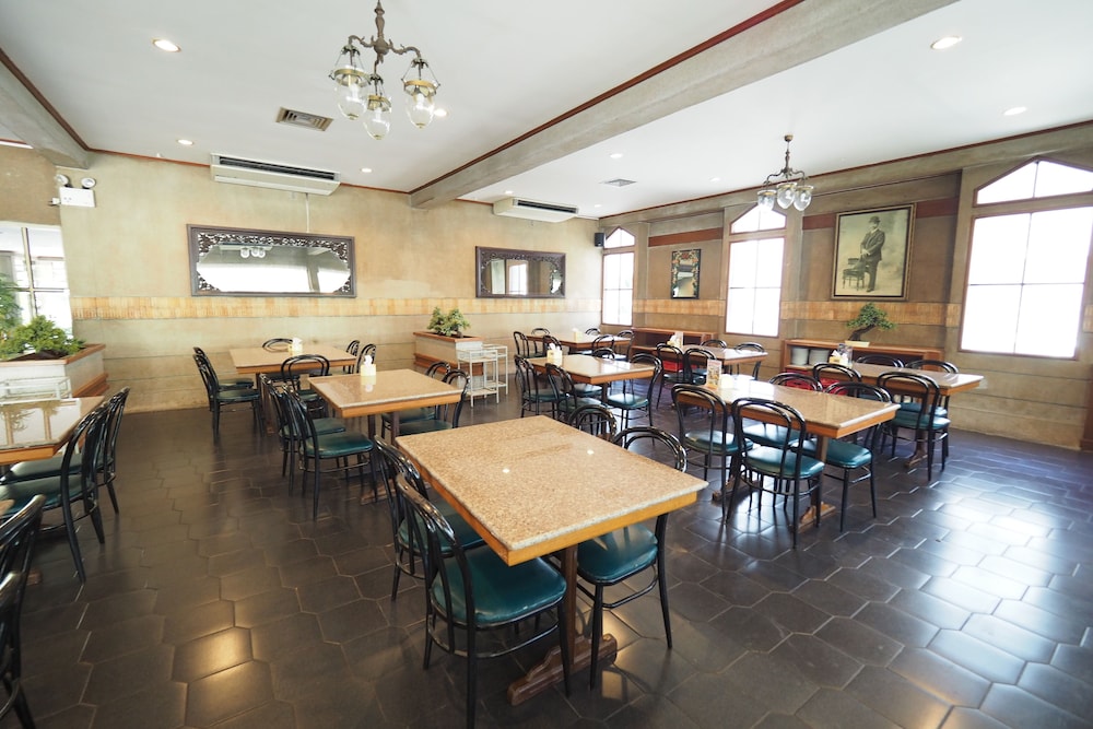 Pachara Hotel And Restaurant 16/20