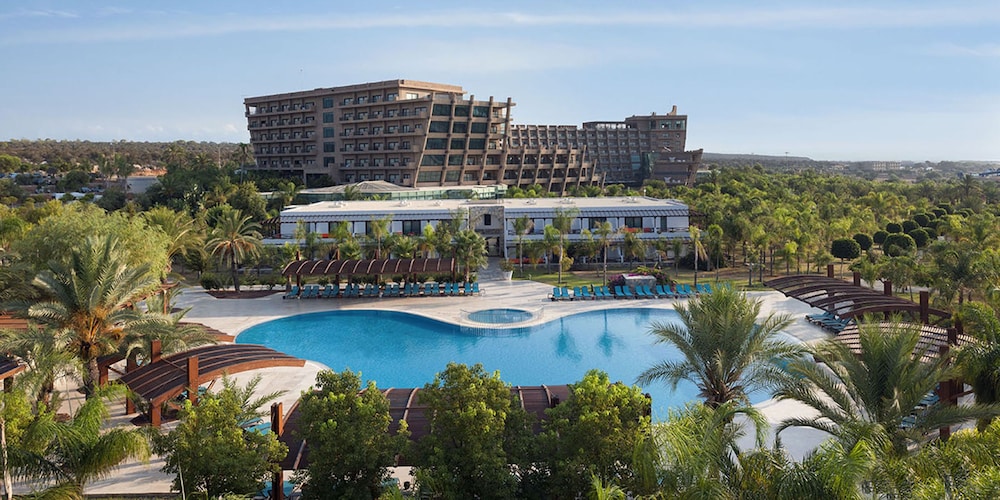 Noah's Ark Deluxe Hotel and SPA 2/50