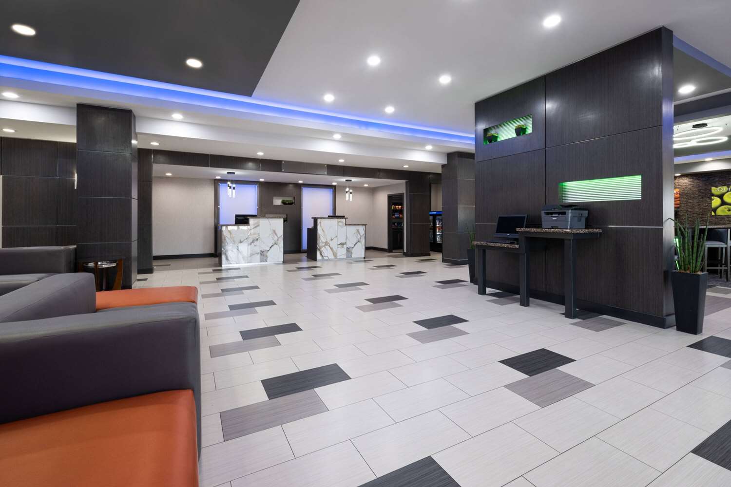 La Quinta Inn & Suites by Wyndham Muskogee 36/37