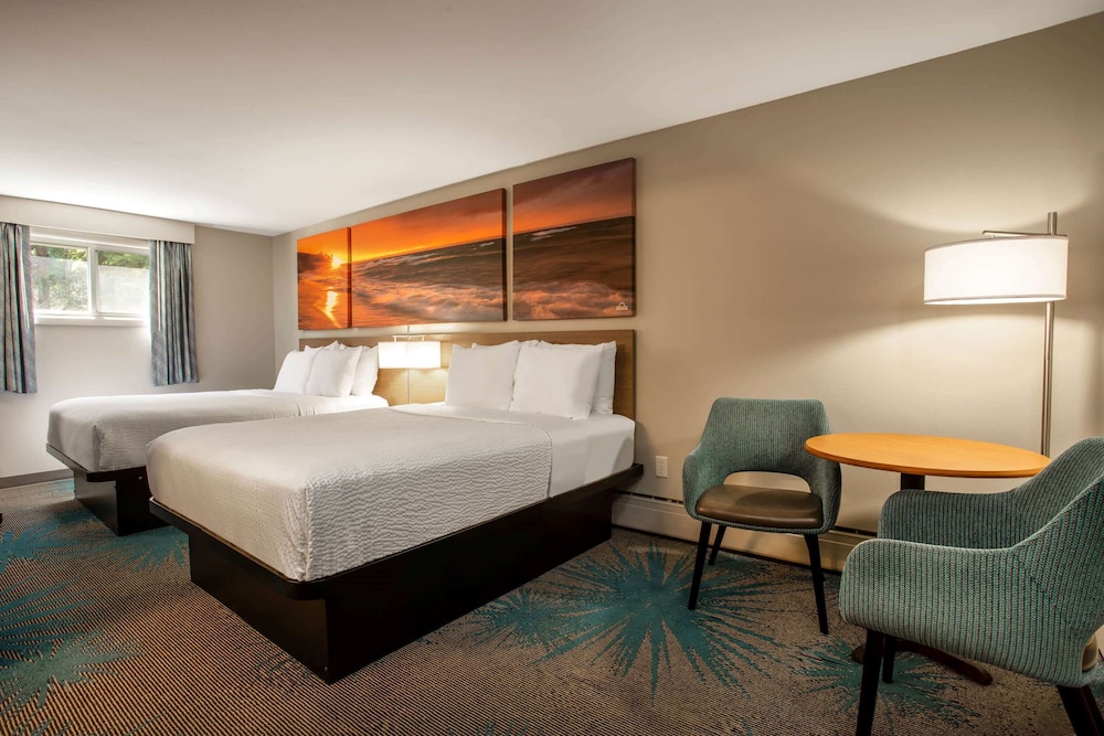 Days Inn by Wyndham Marquette 18/62
