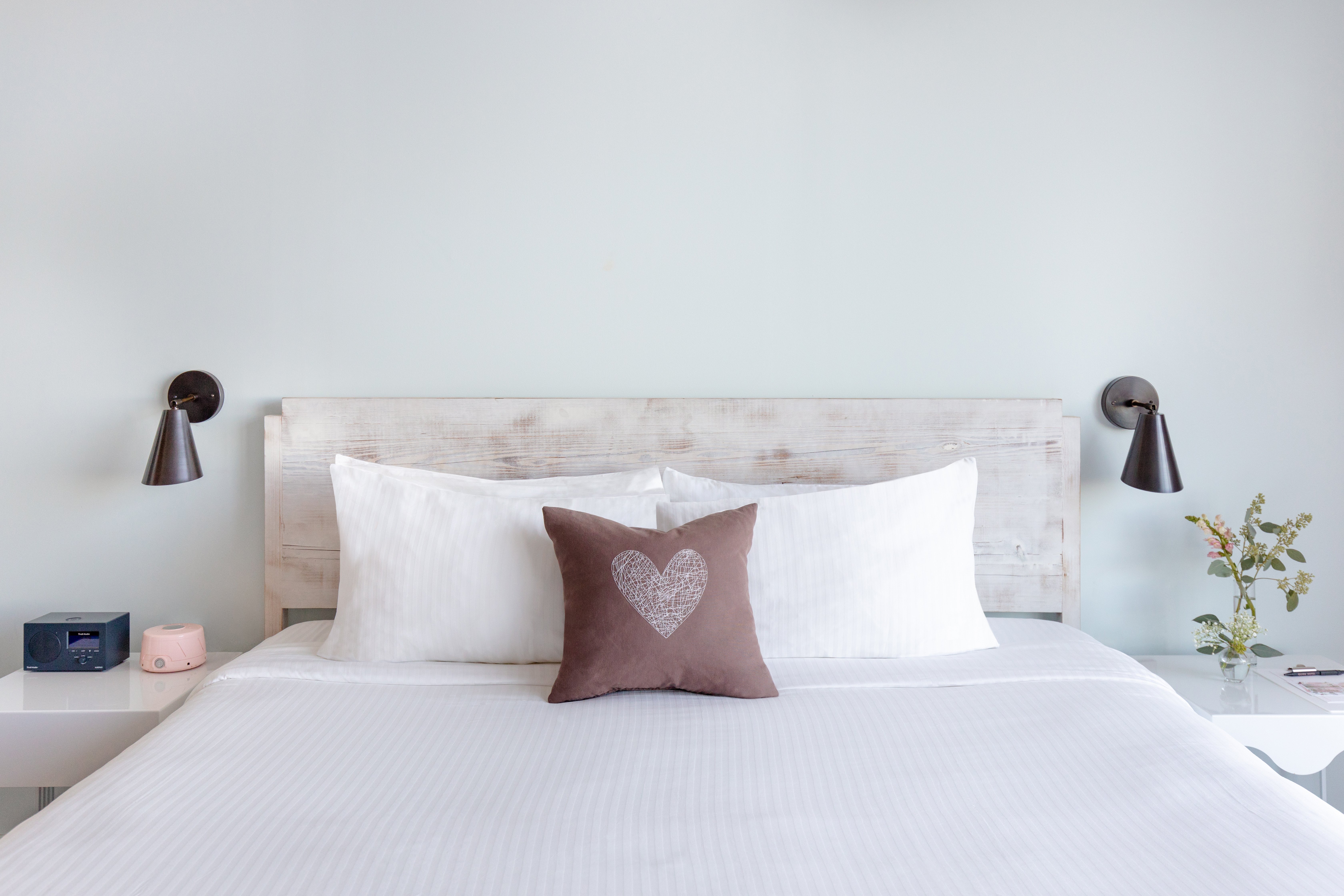 Quirk Hotel 42/85