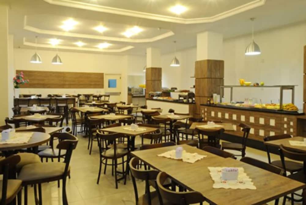 Hotel Conexao 52/67