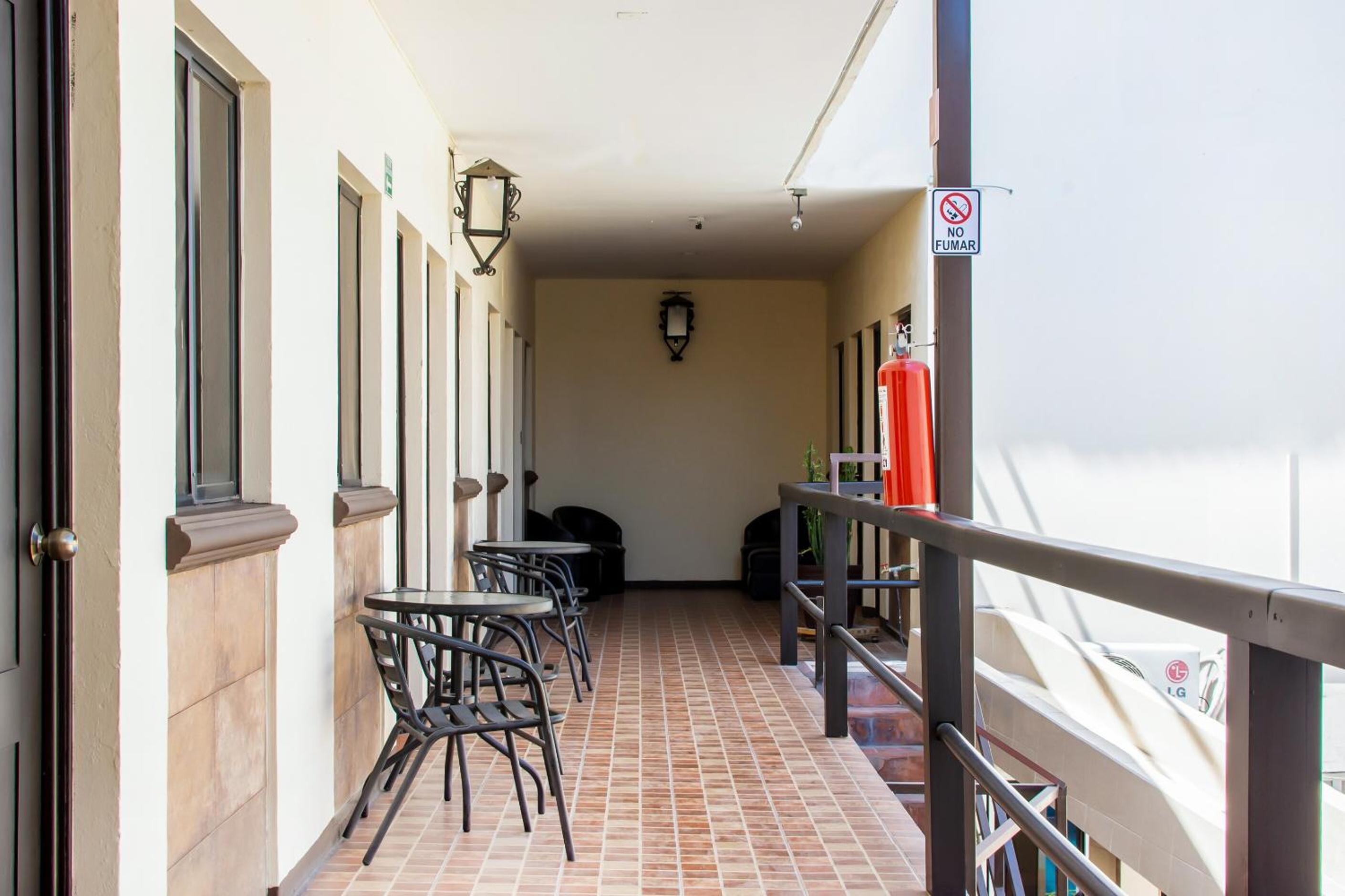 Hotel Catedral 23/50