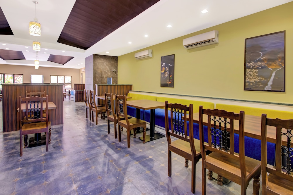 Club Mahindra Netrang 24/39
