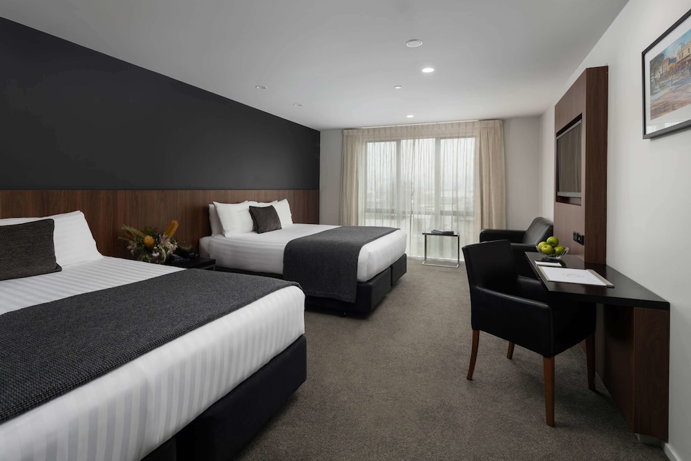 PREMIER, TWIN BEDS