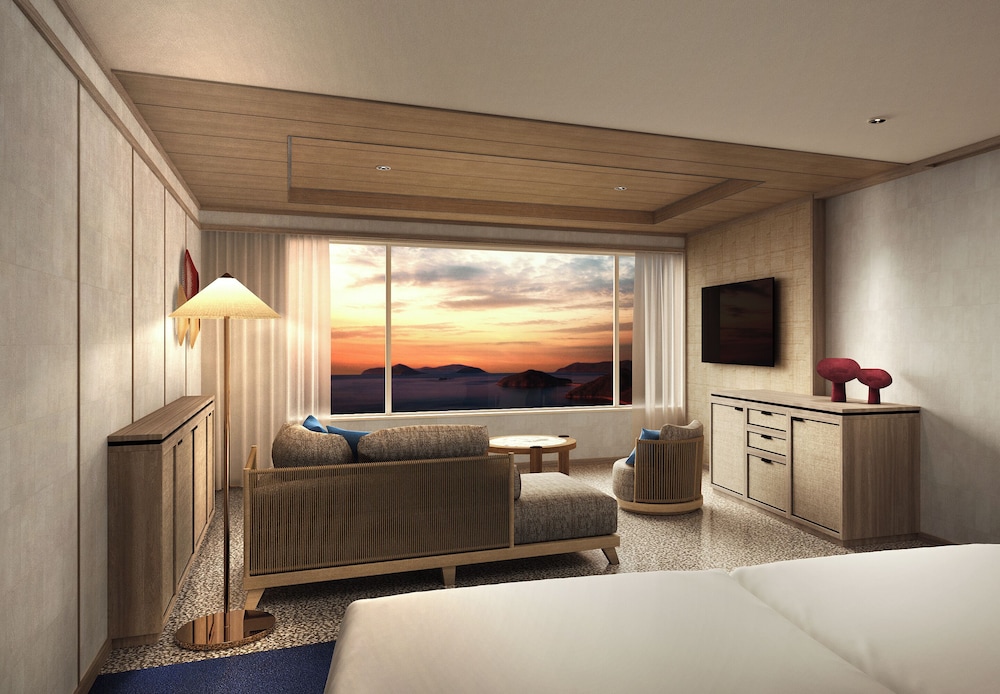 Deluxe, Twin Beds, 2 Murphy Beds, Ocean View, Sofa, Bathtub