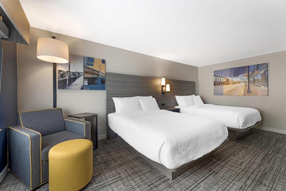 غرفة قياسية بسريرين كوين، Best Western Plus Elgin - Chicago 7/10