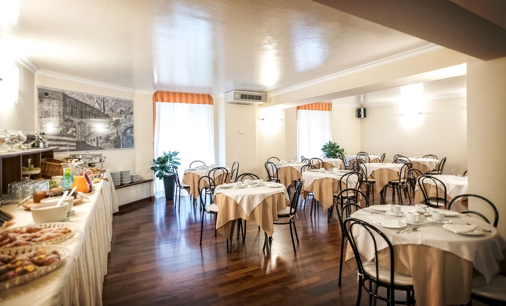 Grand Hotel Italia 35/50