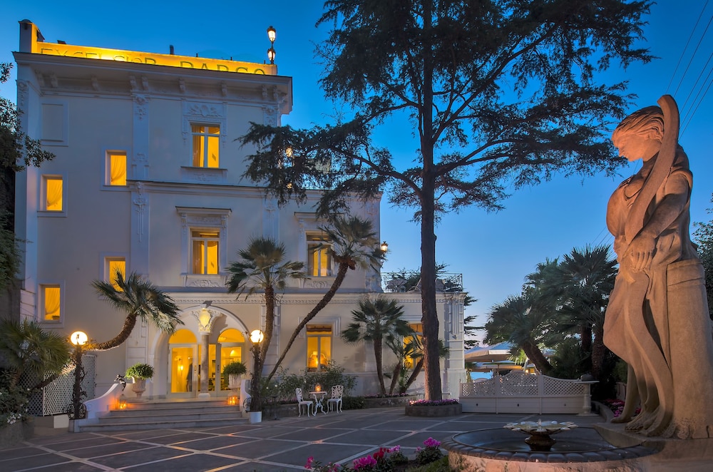 Luxury Villa Excelsior Parco 67/76