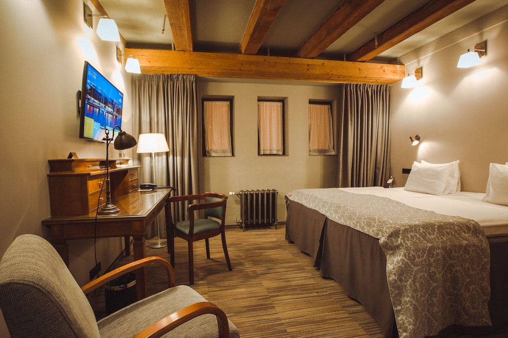 غرفة سوبيريور بسرير كوين، Promenade Hotel 5/9