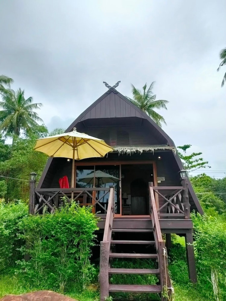 Koh Kood Beach Resort 2/49