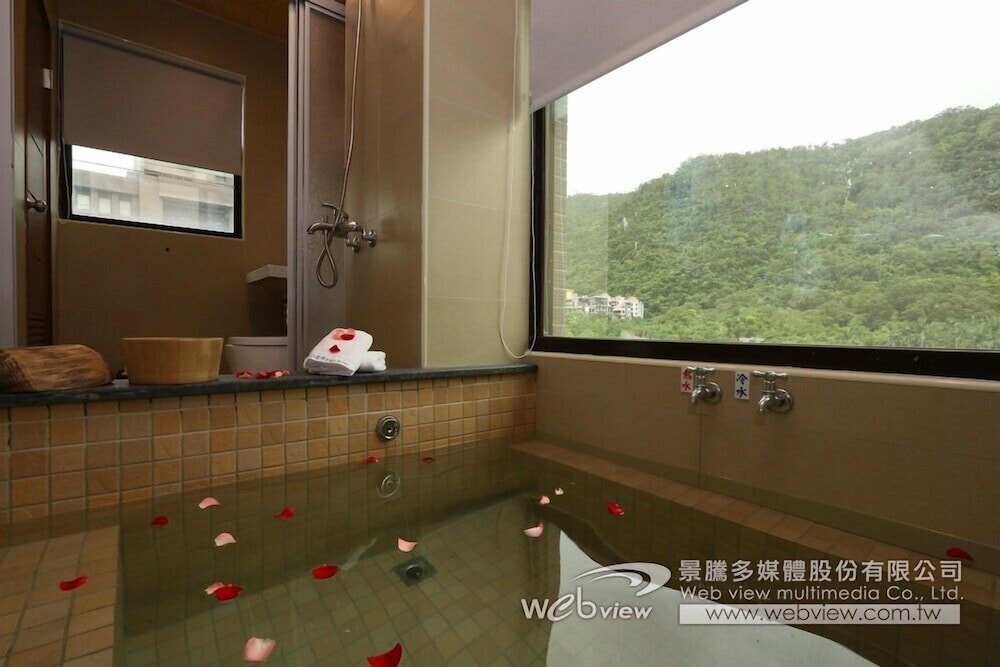 Ruo Shui Hotspring Hotel 62/62