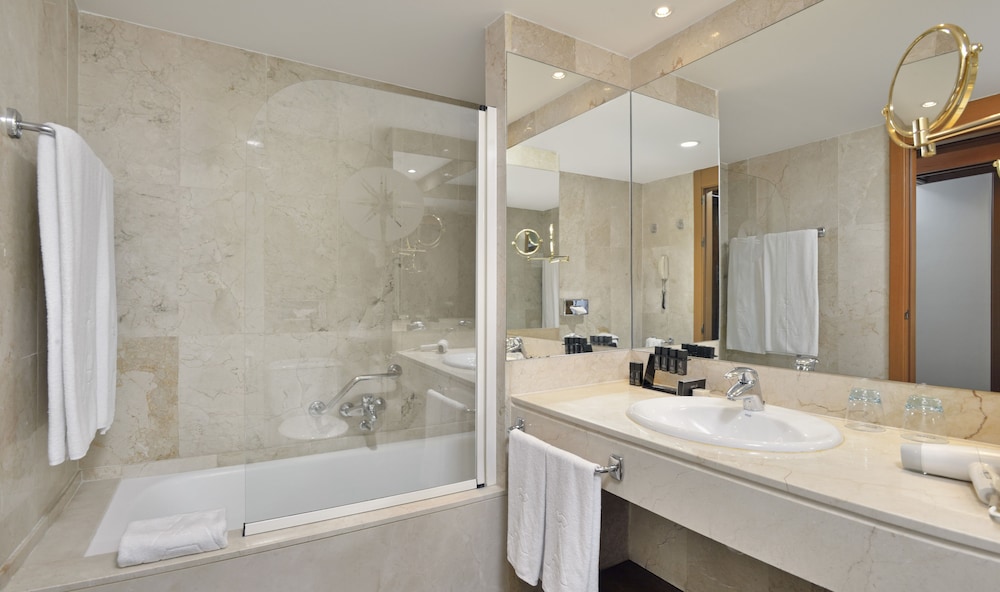 Best Western Premier CMC Girona 11/52