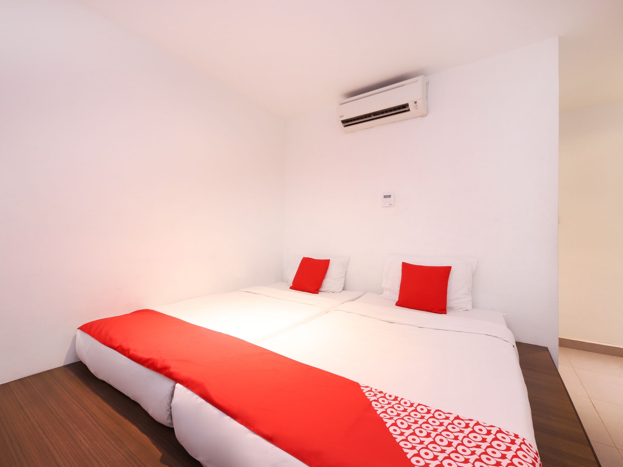 STANDARD, TWIN BEDS