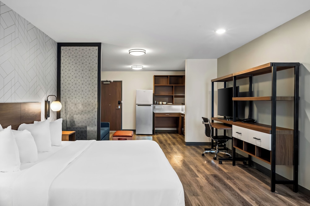 جناح بسرير كينج لذوي الإعاقة
