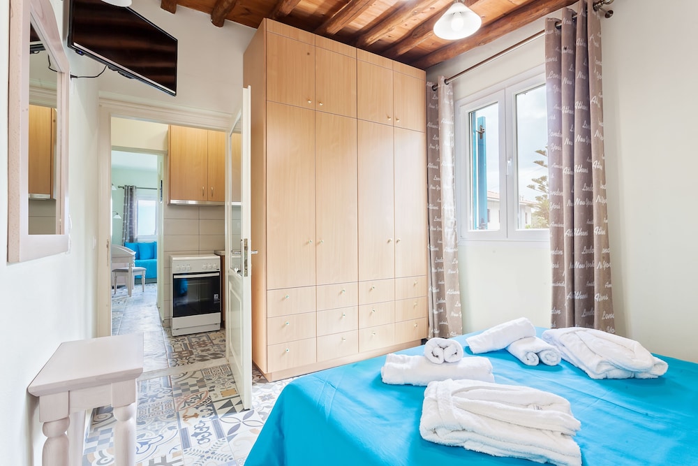 Stafylos Suites Boutique Hotel 15/50