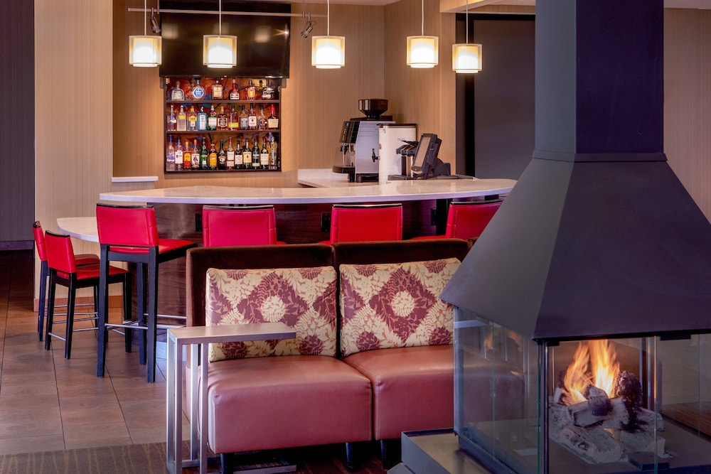 Courtyard By Marriott Burlington Williston 51/65